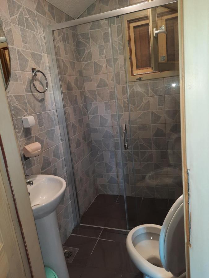 Mali Raj Apartmani Цетинє Екстер'єр фото