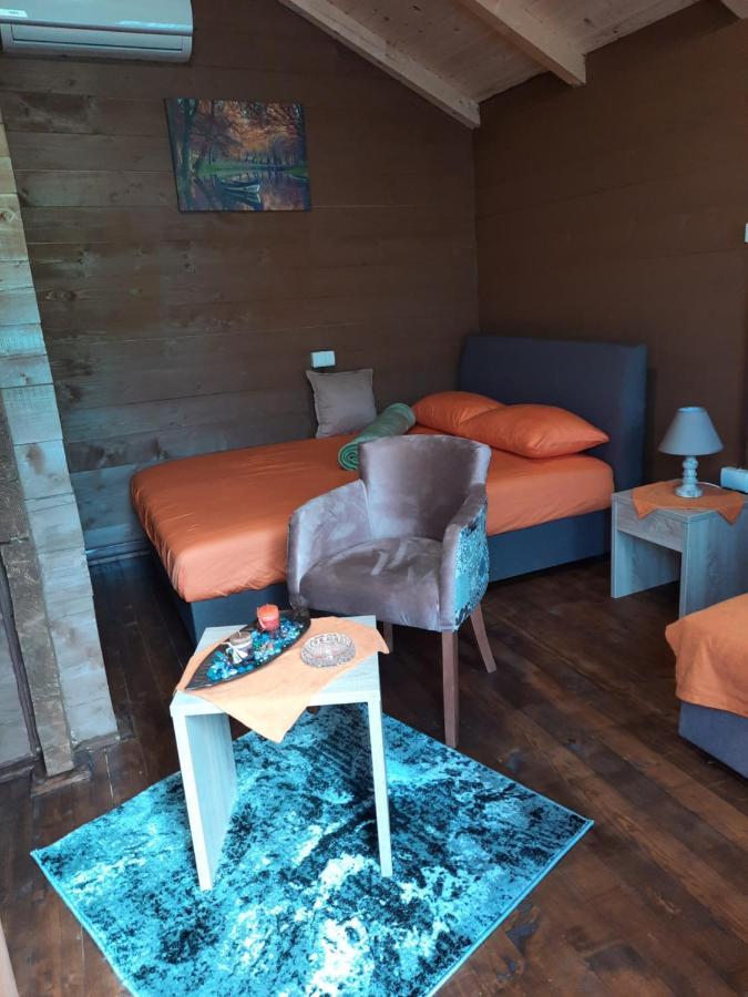 Mali Raj Apartmani Цетинє Екстер'єр фото